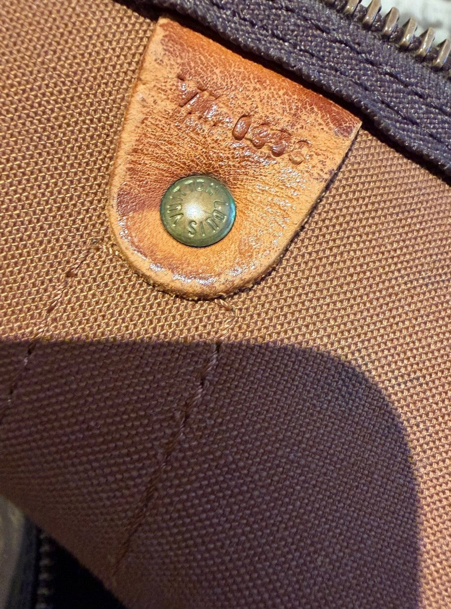 Louis Vuitton Monogram Canvas Keepall 55 Travel Bag