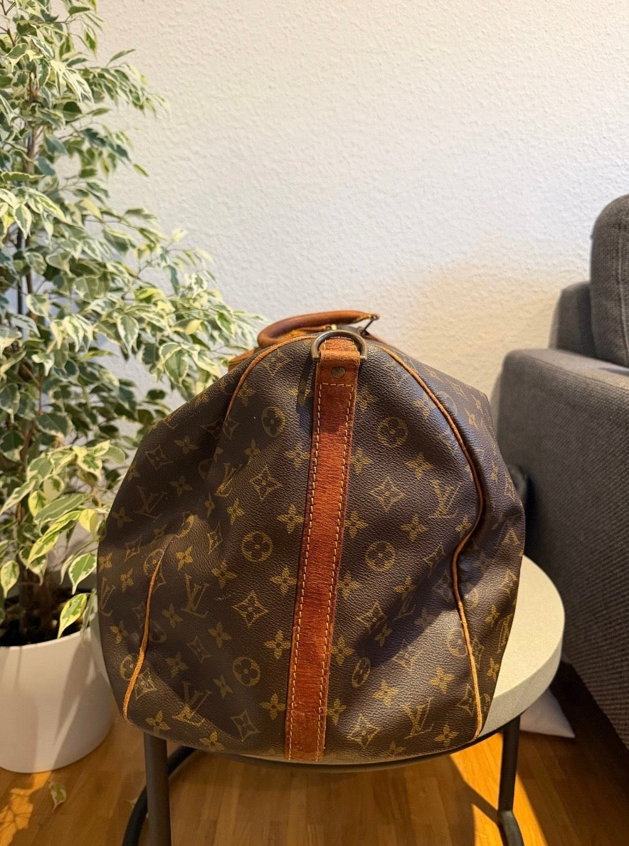 Louis Vuitton Monogram Canvas Keepall 55 Travel Bag