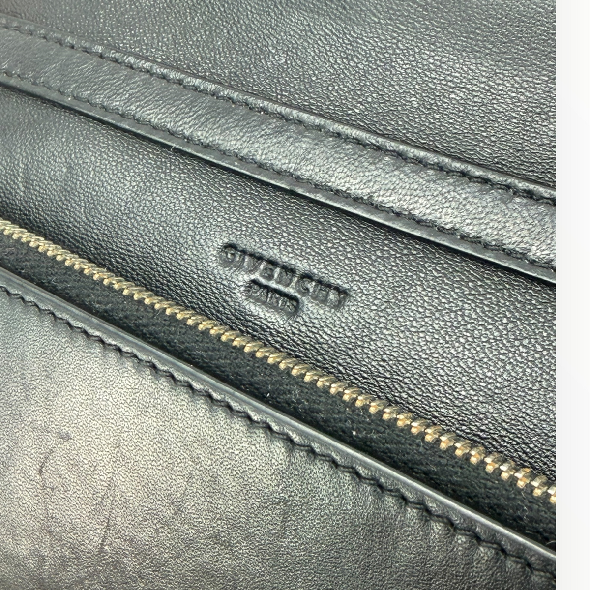 Givenchy Pandora Wallet on Chain